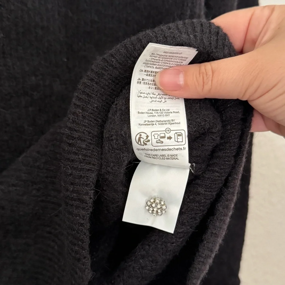 BODEN Jewel Button Fluffy Wool Alpaca Blend Sweater in Black Size Small NEW